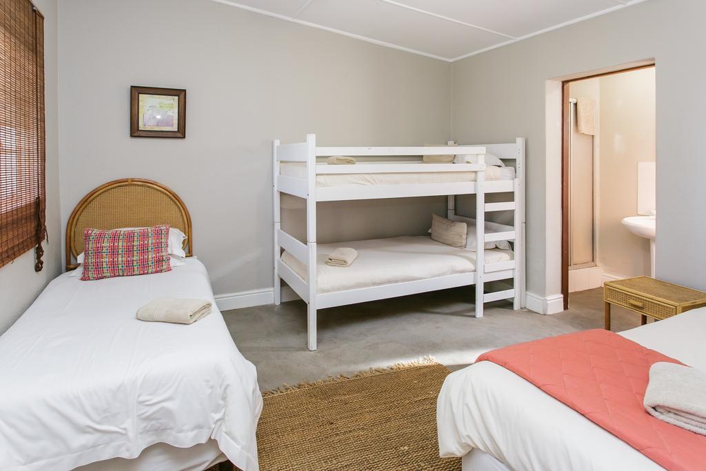 Wagon Wheel Country Lodge Beaufort West Exterior foto